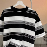 Japanese Summer Retro Men and Women Trend Striped Round Neck Short Sleeved Couple Loose Personality Casual T-shirt Harajuku Top